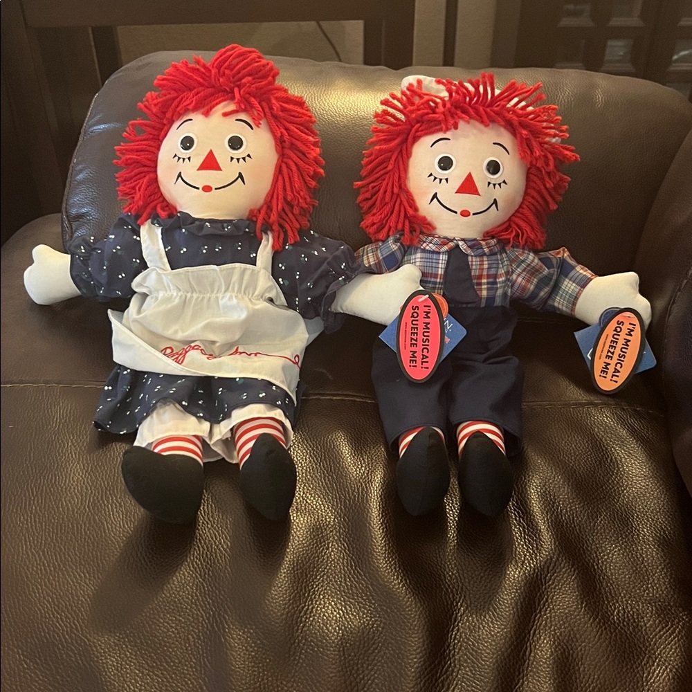 Dakin Raggedy Ann & Andy Collectible Set